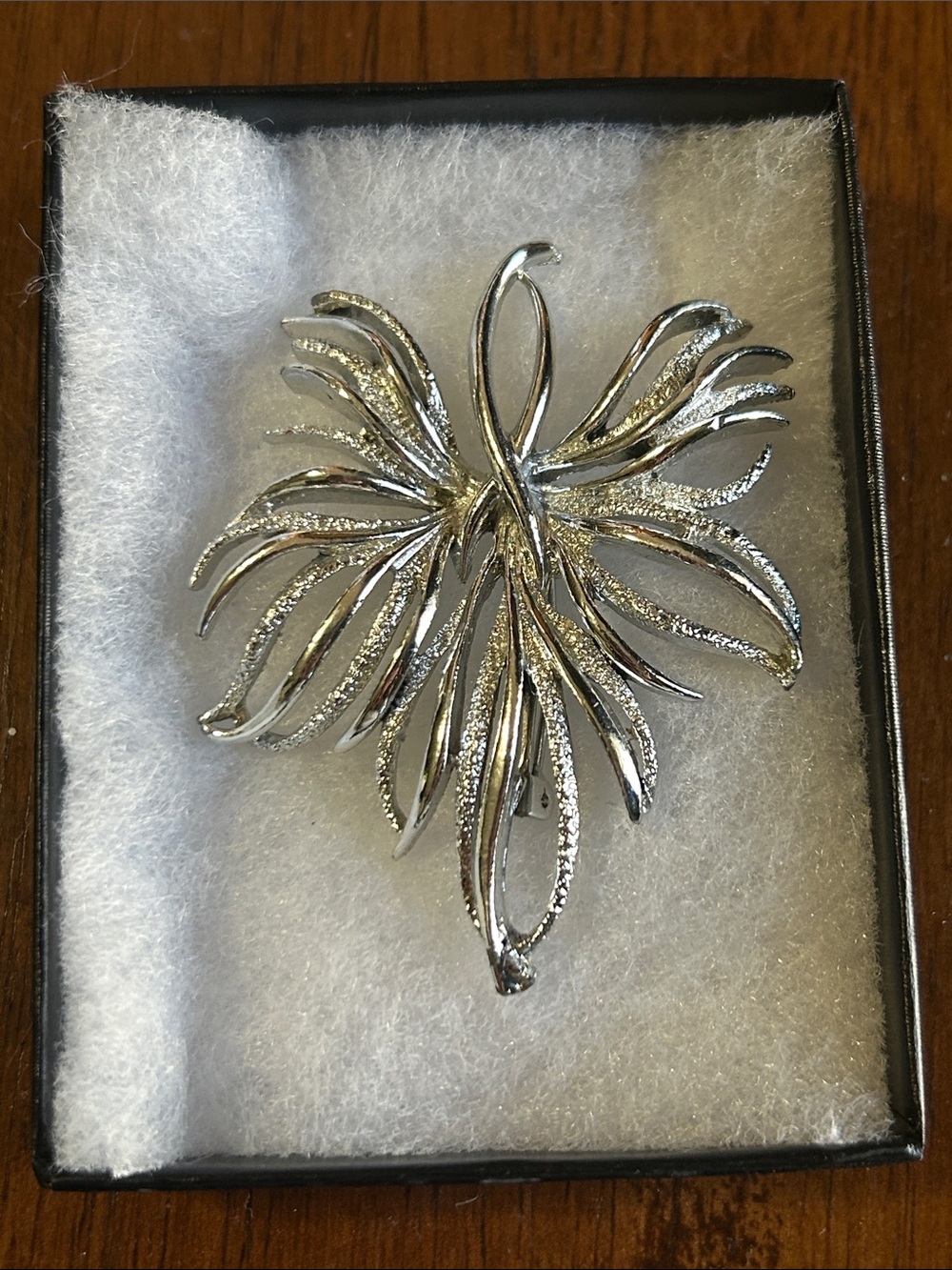 Abstract Silver Floral Brooch New